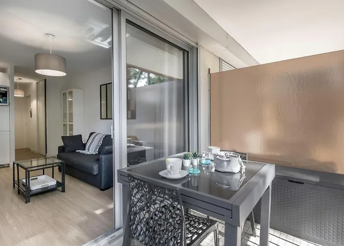 A 300m De La De Apartmán